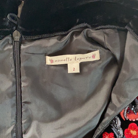 Nanette Lepore velvet embroidered top - Picture 6 of 7